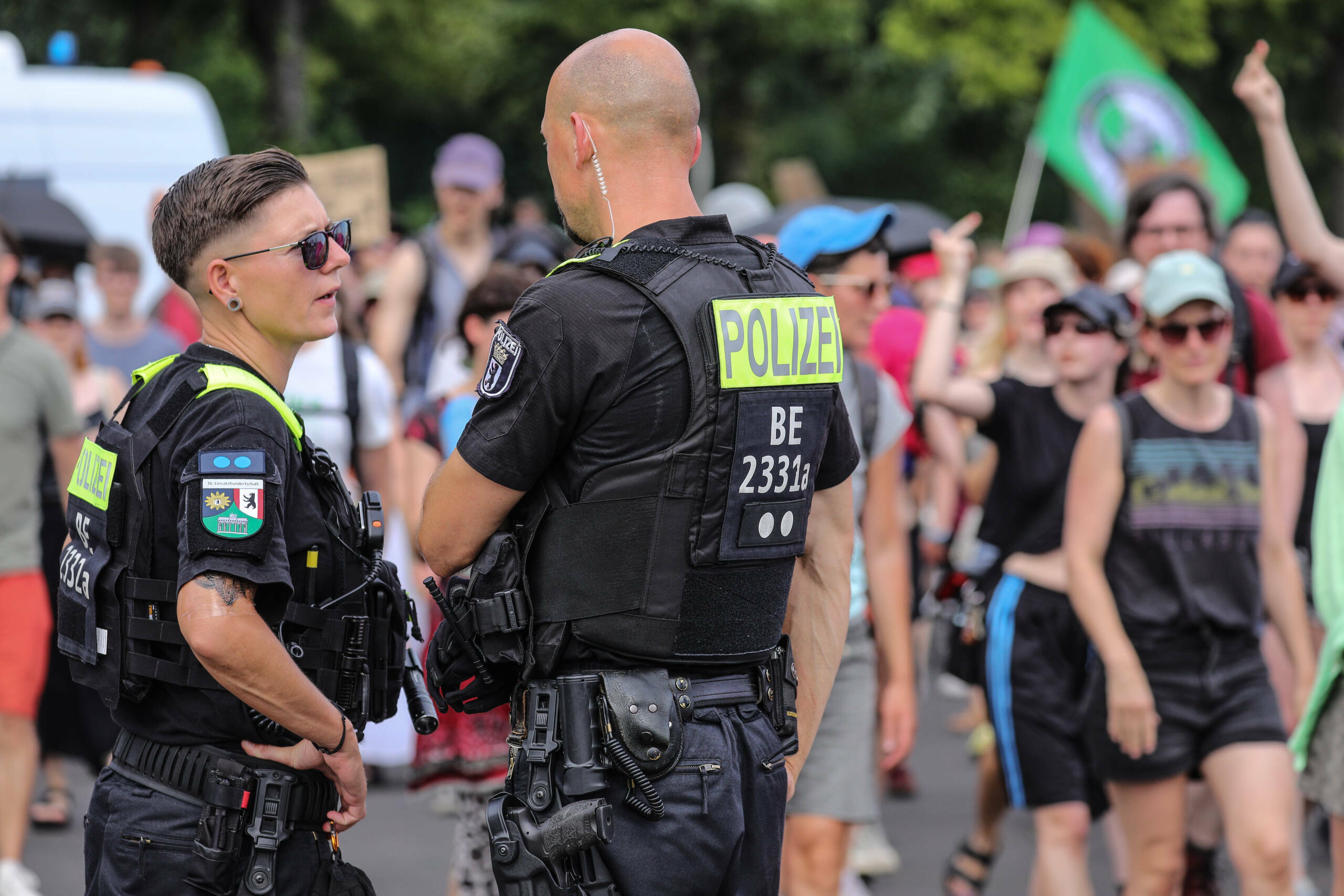 Polizeipräsenz vor Ort.