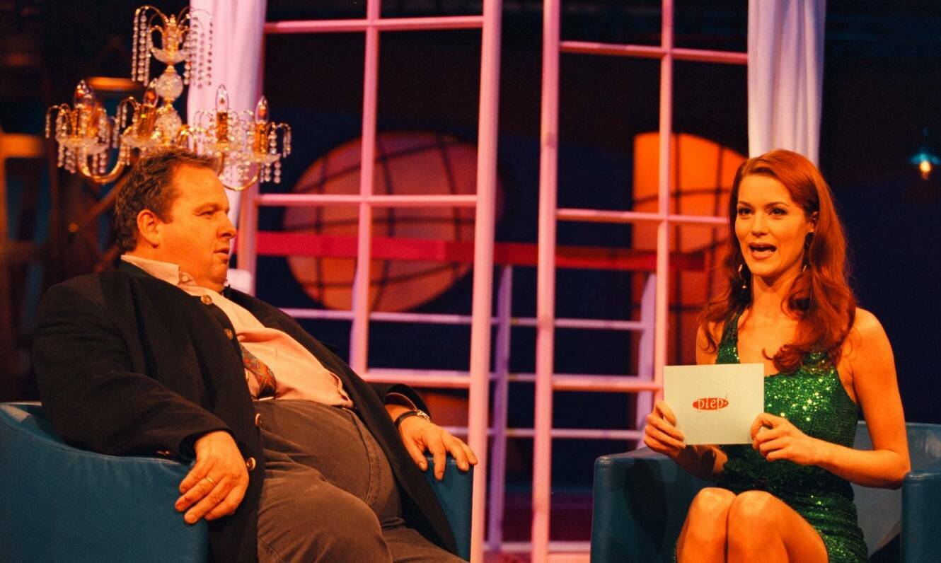 Esther Schweins, Ottfried Fischer,;RTL-Comedy-Show "Samstag Nacht", (Photo by Peter Bischoff/Getty Images)