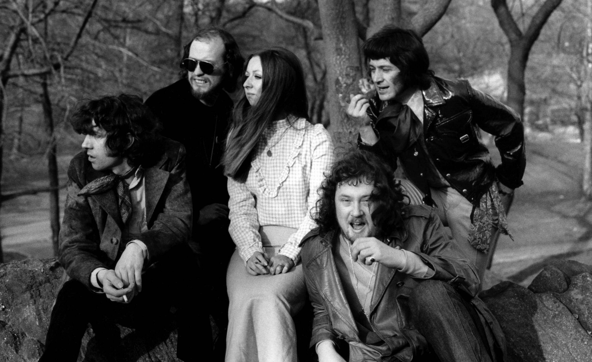 NEW YORK, NY - MAY, 1971:  (L-R) Bert Jansch, Danny Thompson, Jacqui McShee, John Renbourn (1944-2015) and Terry Cox of th...
