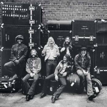239
At Fillmore East
The Allman Brothers Band
Capricorn, 1971

Der Mitschnitt dreier Konzertabende in New York City besche...