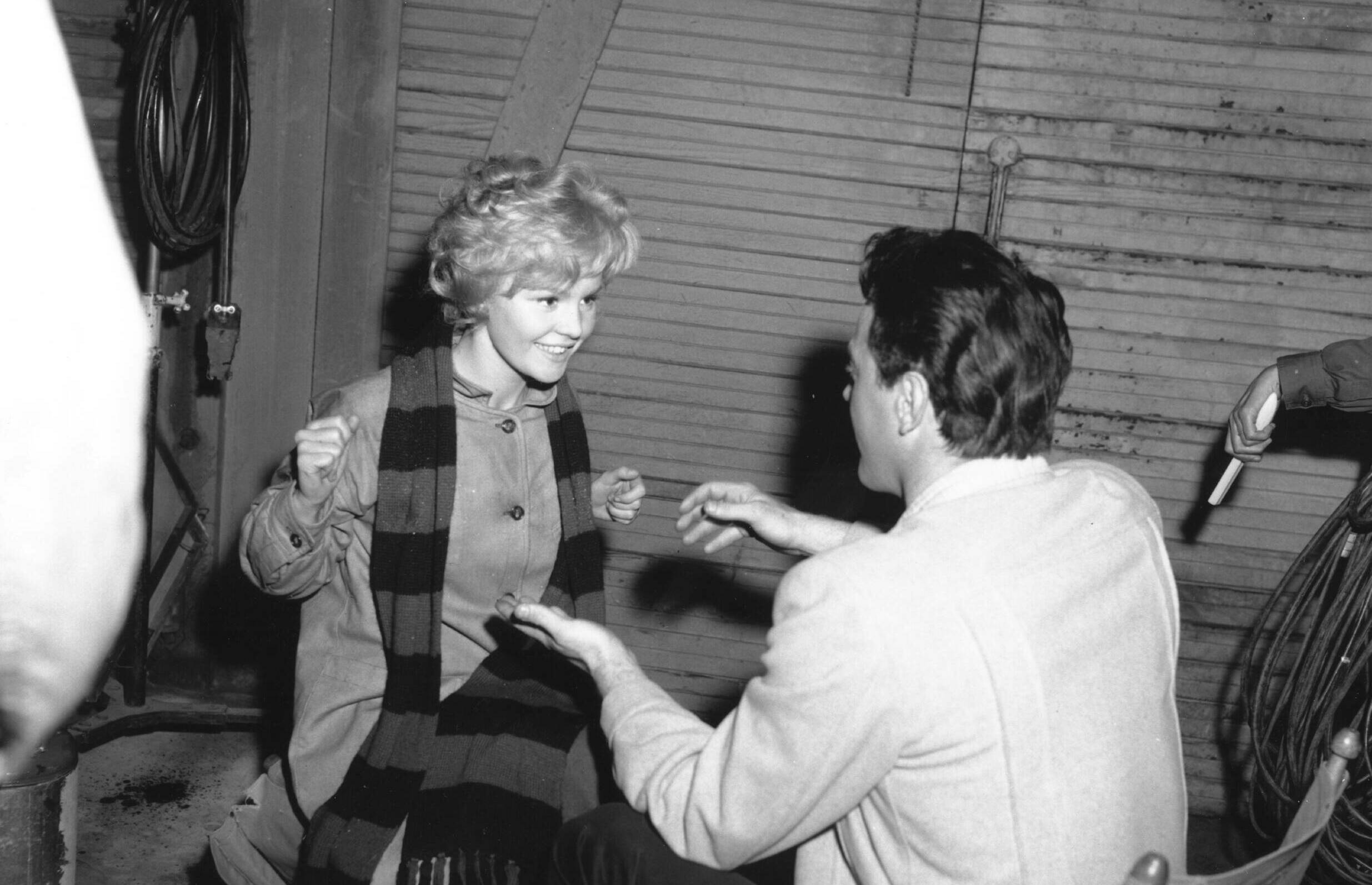 LOS ANGELES - 1956:  Rock and roll singer Elvis Presley on the set of a movie in 1956 in Los Angeles, California. (Photo b...