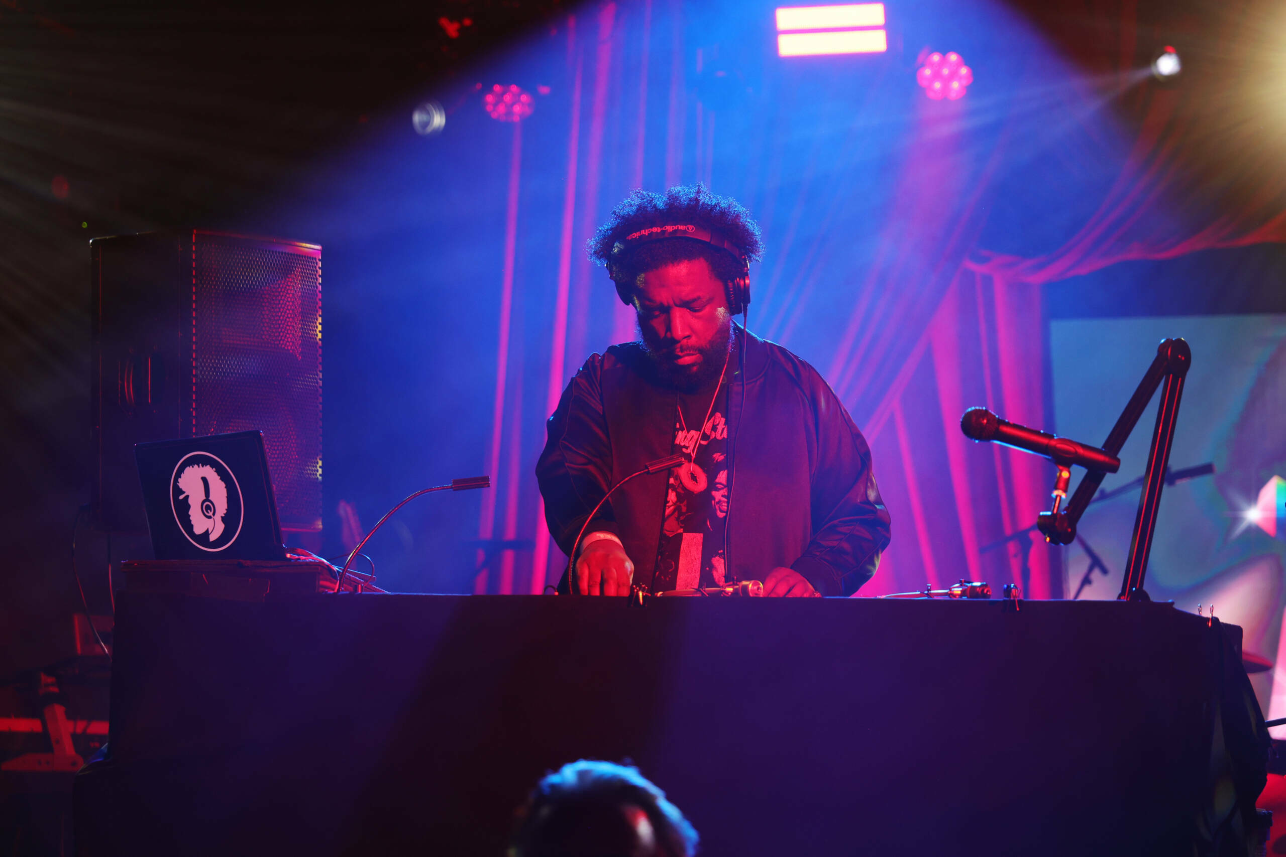NEW YORK, NEW YORK - OCTOBER 19:  Questlove performs during The Rolling Stones surprise set in celebration of their new al...