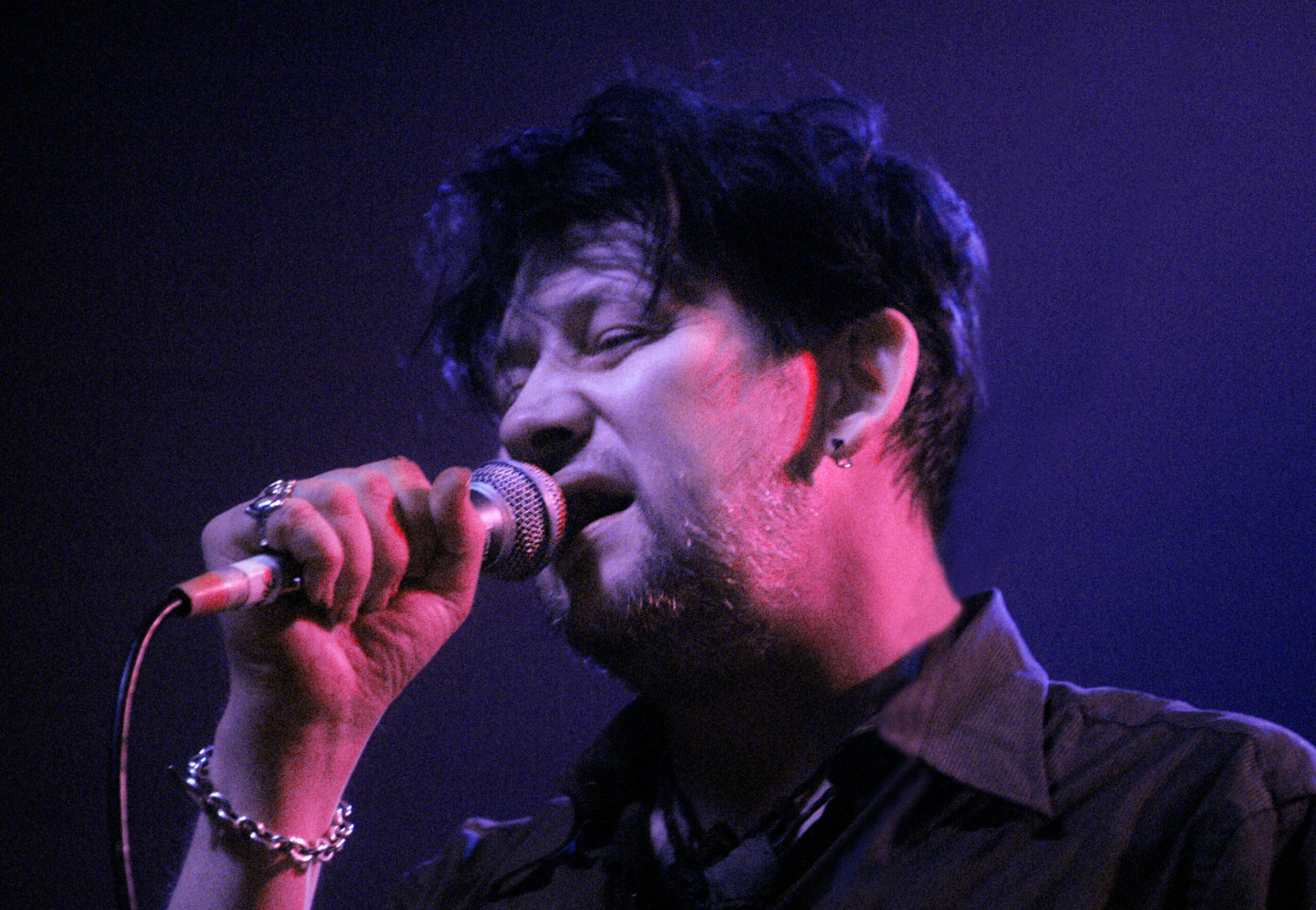 „Ich folge einfach der irischen Tradition des Songwritings, der irischen Lebensart, der menschlichen Lebensart“, erzä...