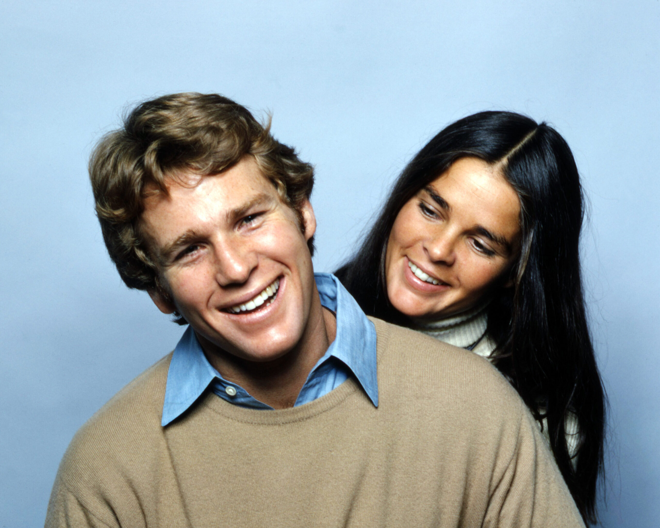 Ryan O'Neal mit Ali MacGraw, die Stars von „Love Story“