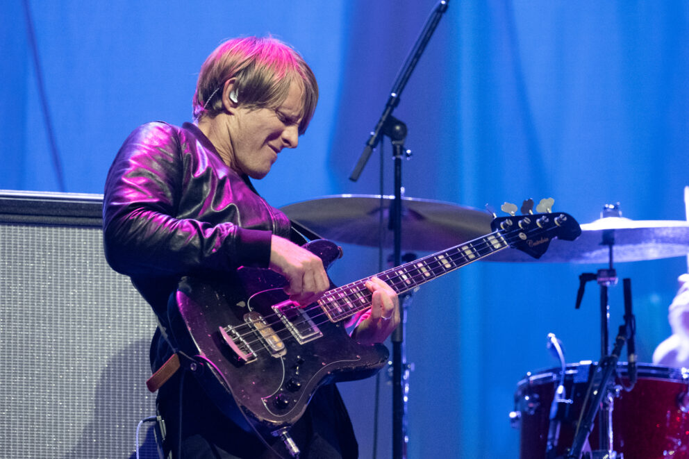 Neuer AC/DC-Tourbassist: Wer ist Chris Chaney?— Rolling Stone