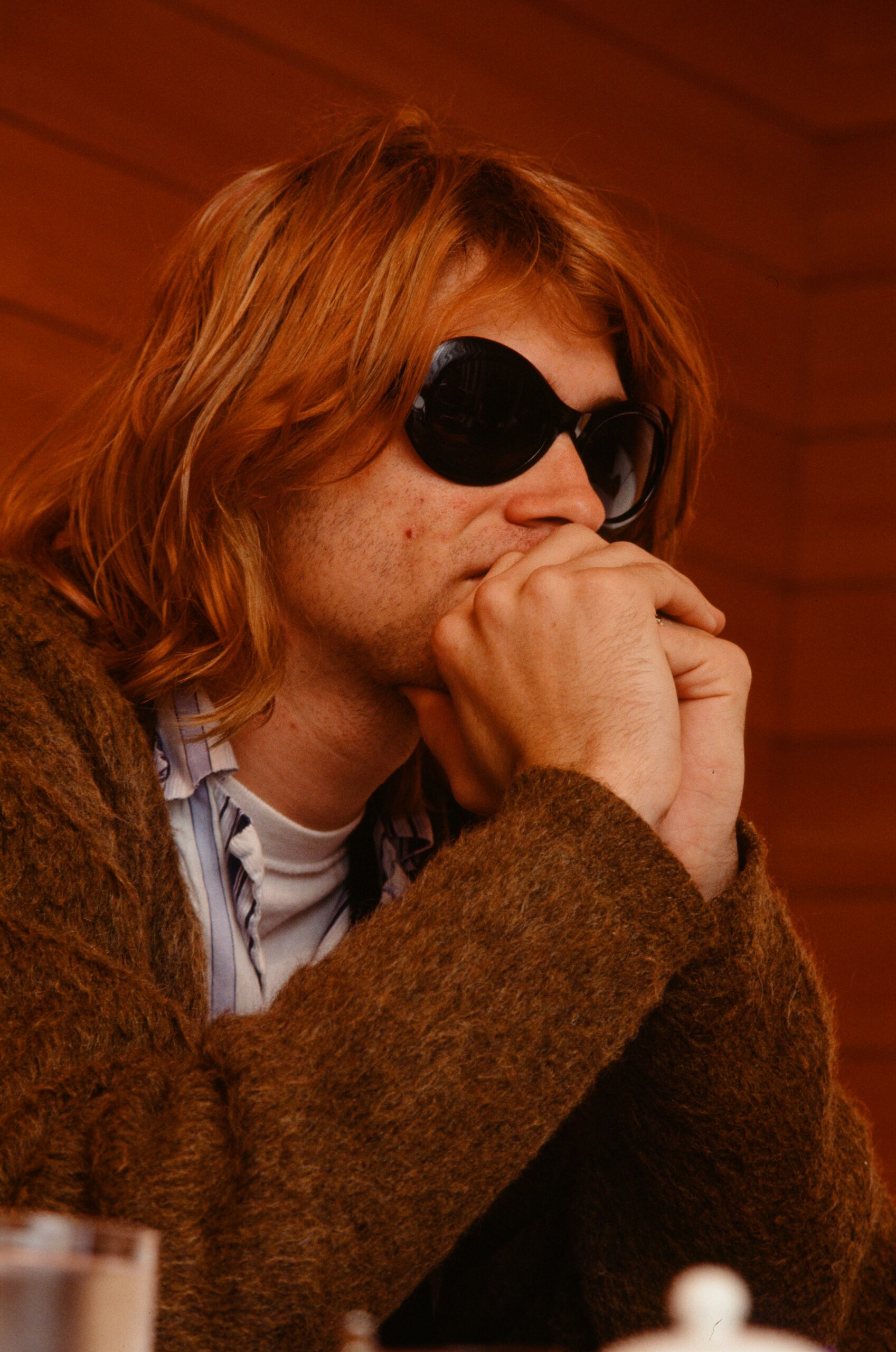 (MANDATORY CREDIT Koh Hasebe/Shinko Music/Getty Images) Kurt Cobain of Nirvana, portrait during an interview in Roppongi P...