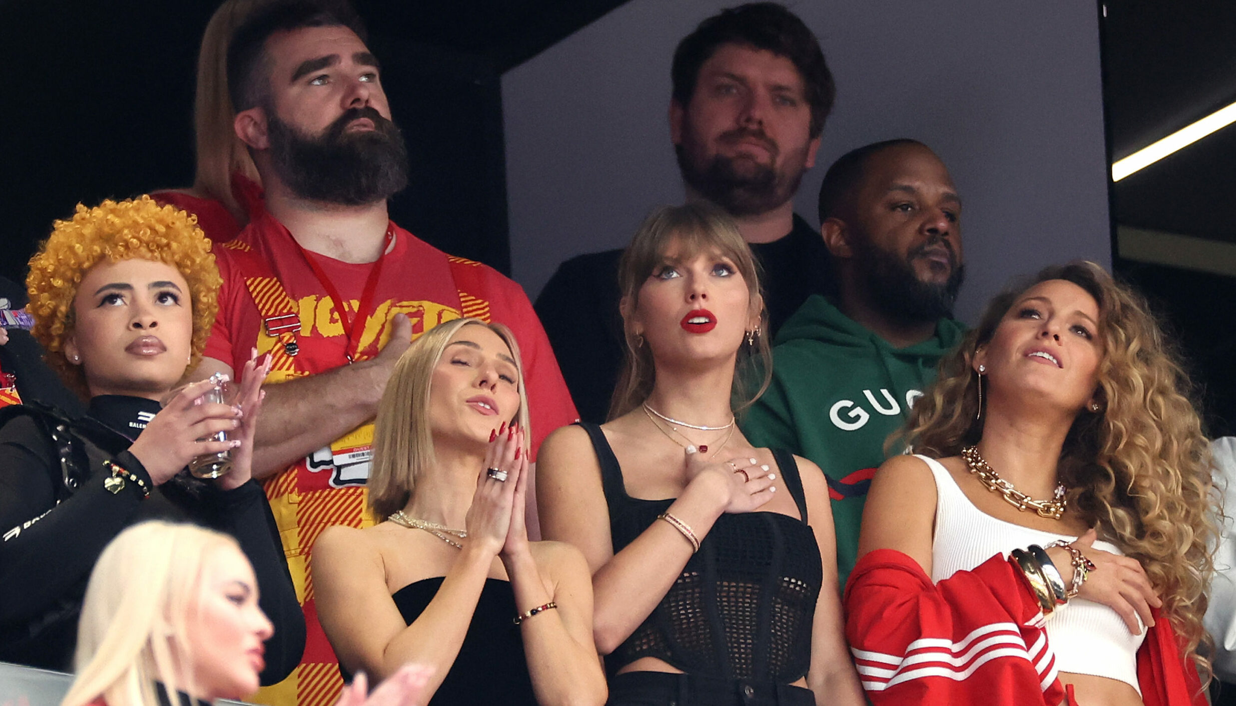 LAS VEGAS, NEVADA - FEBRUARY 11: Singer Taylor Swift and Actress Blake Lively react prior to Super Bowl LVIII between the ...