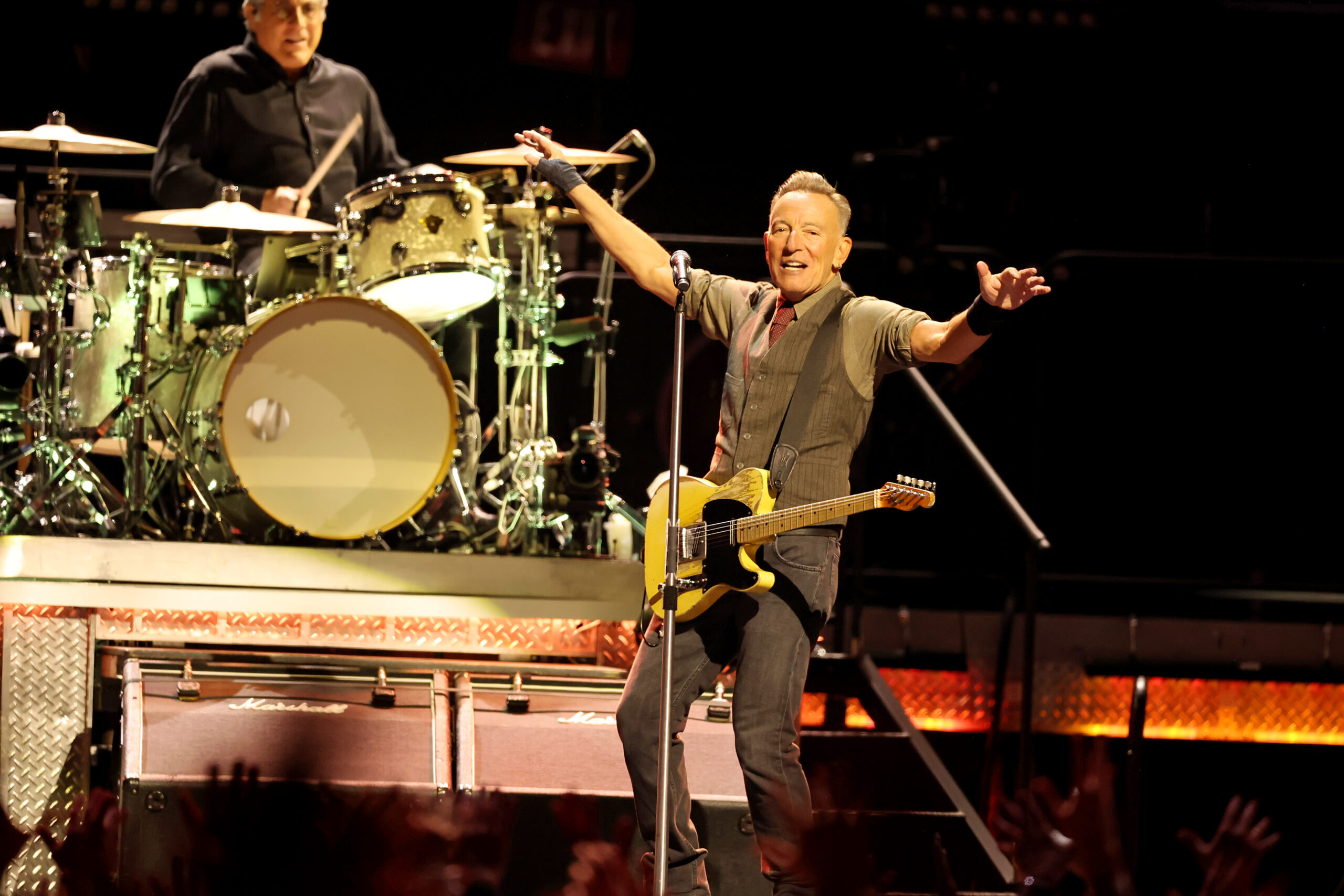 Bruce Springsteen während eines Konzerts mit seiner E Street Band am 4. April 2024 in Inglewood, Kalifornien.
