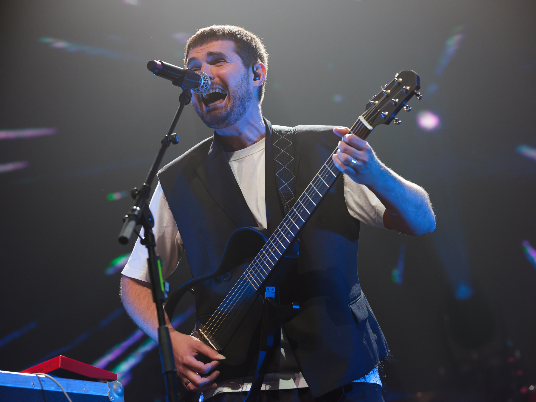 Noize MC beim Gedenkkonzert für Alexej Nawalny in Berlin.