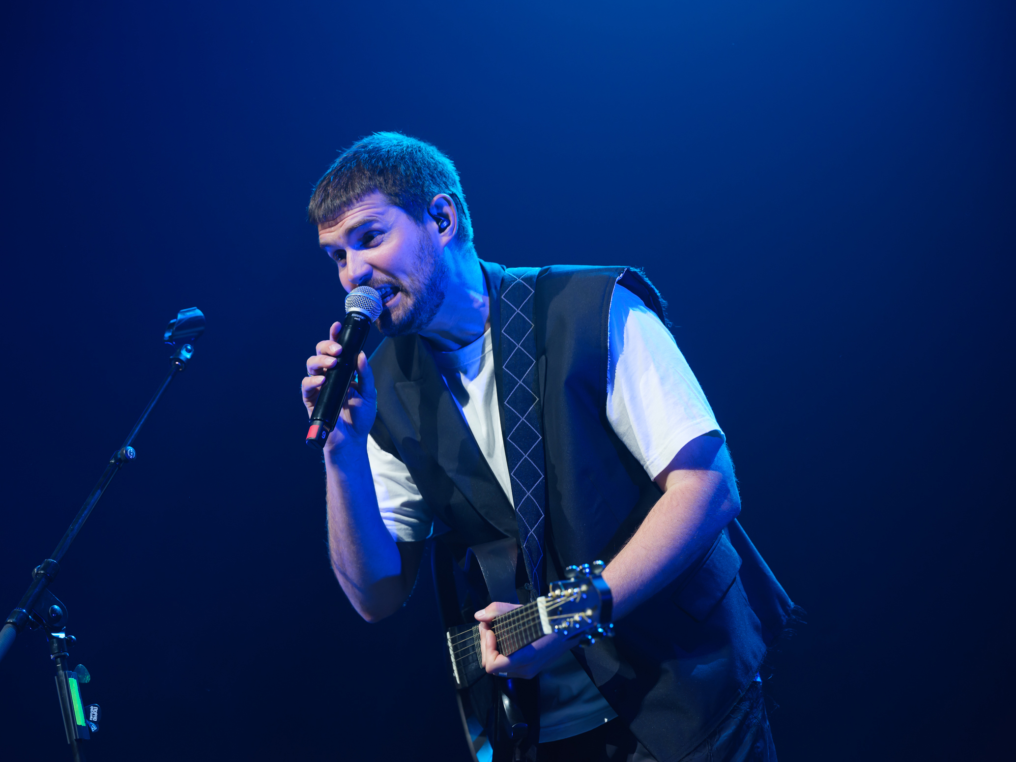 Noize MC beim Gedenkkonzert für Alexej Nawalny in Berlin.