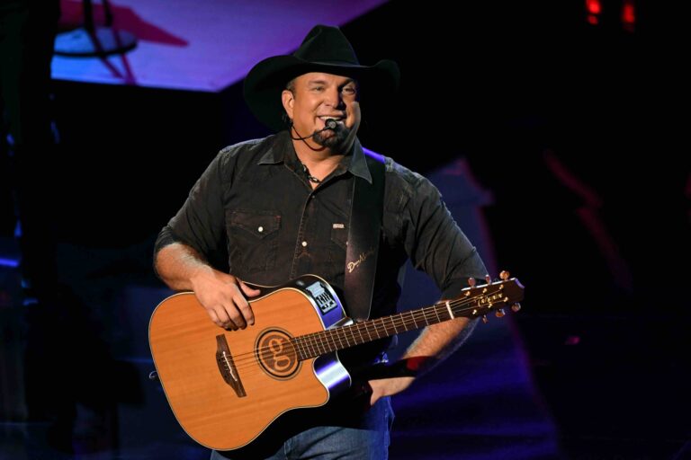 Exklusiv Garth Brooks bestreitet Vorwürfe sexueller Übergriffe