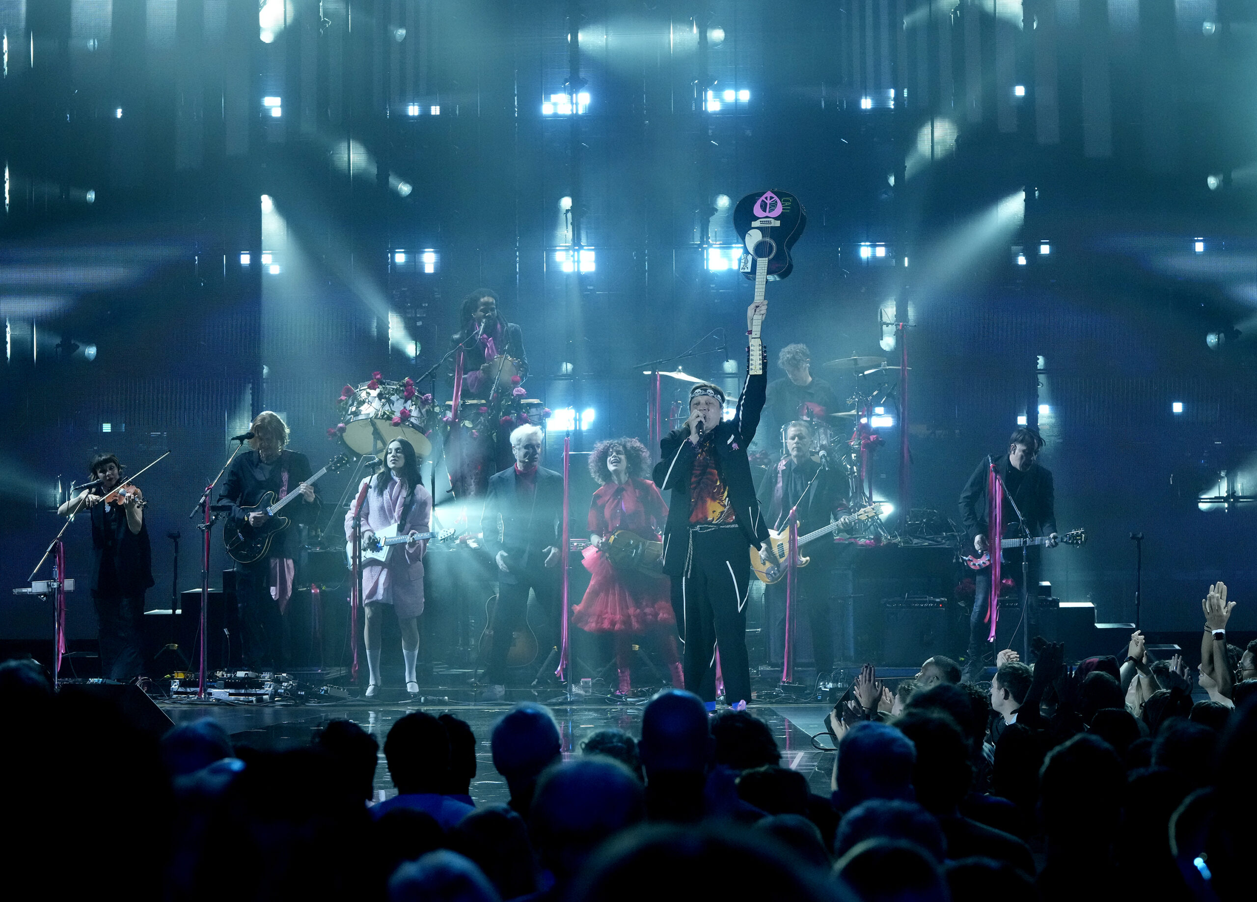 SNL50: THE HOMECOMING CONCERT -- Pictured: (l-r) David Byrne, Arcade Fire performing on Friday, February 14, 2025 -- (Phot...