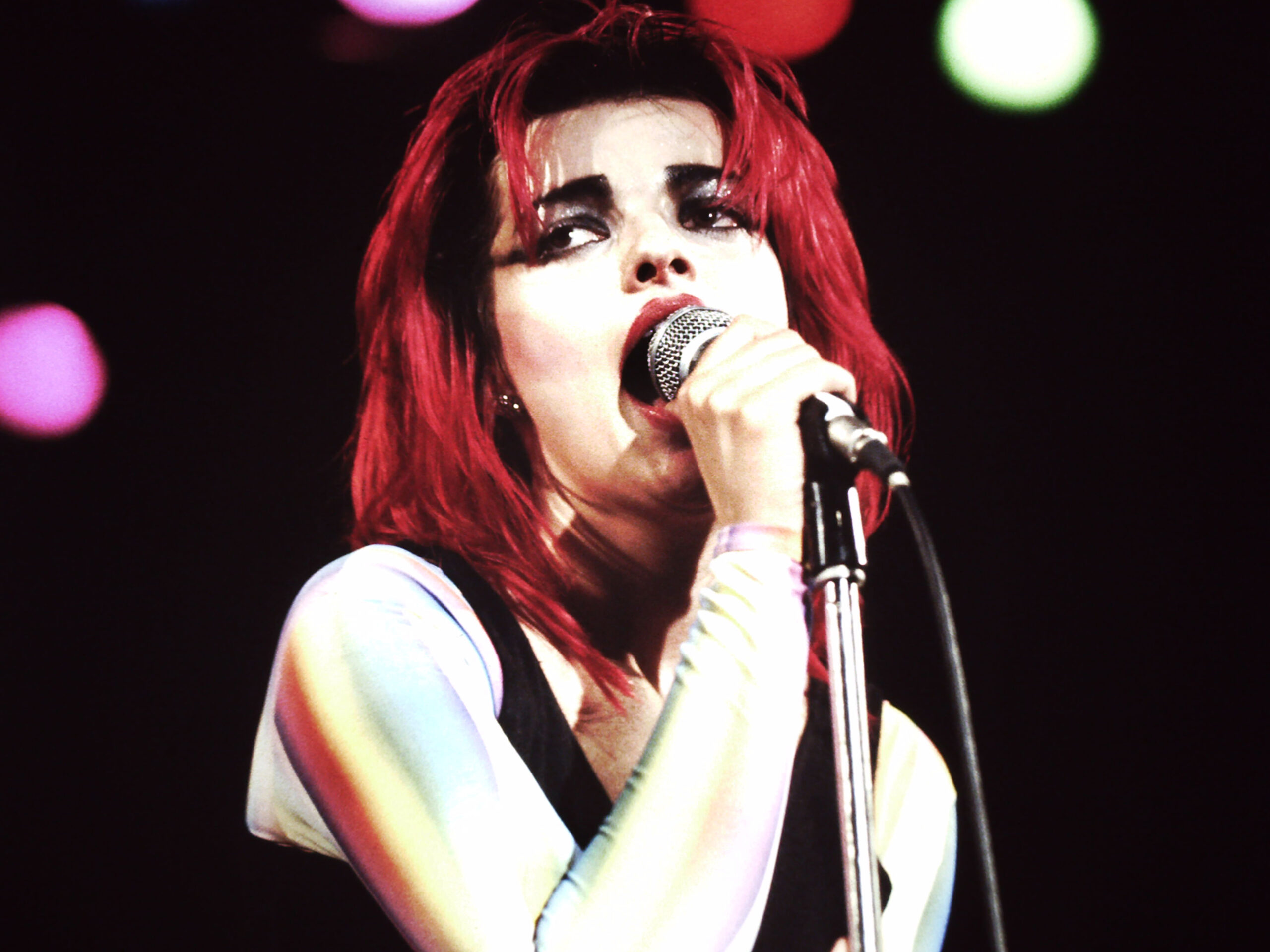 Nina Hagen performs on stage, Amsterdam, Netherlands, 1st January 1978. (Photo Gijsbert Hanekroot/Redferns)