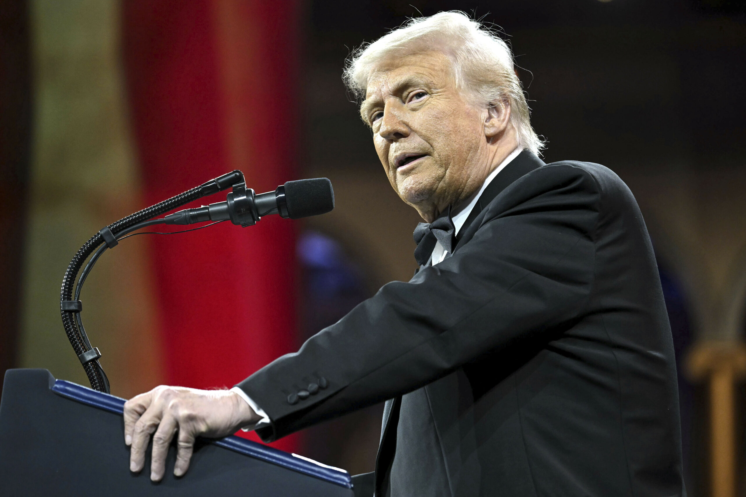 US-Präsident Donald Trump spricht beim Abendessen des National Republican Congressional Committee (NRCC) im National Buil...