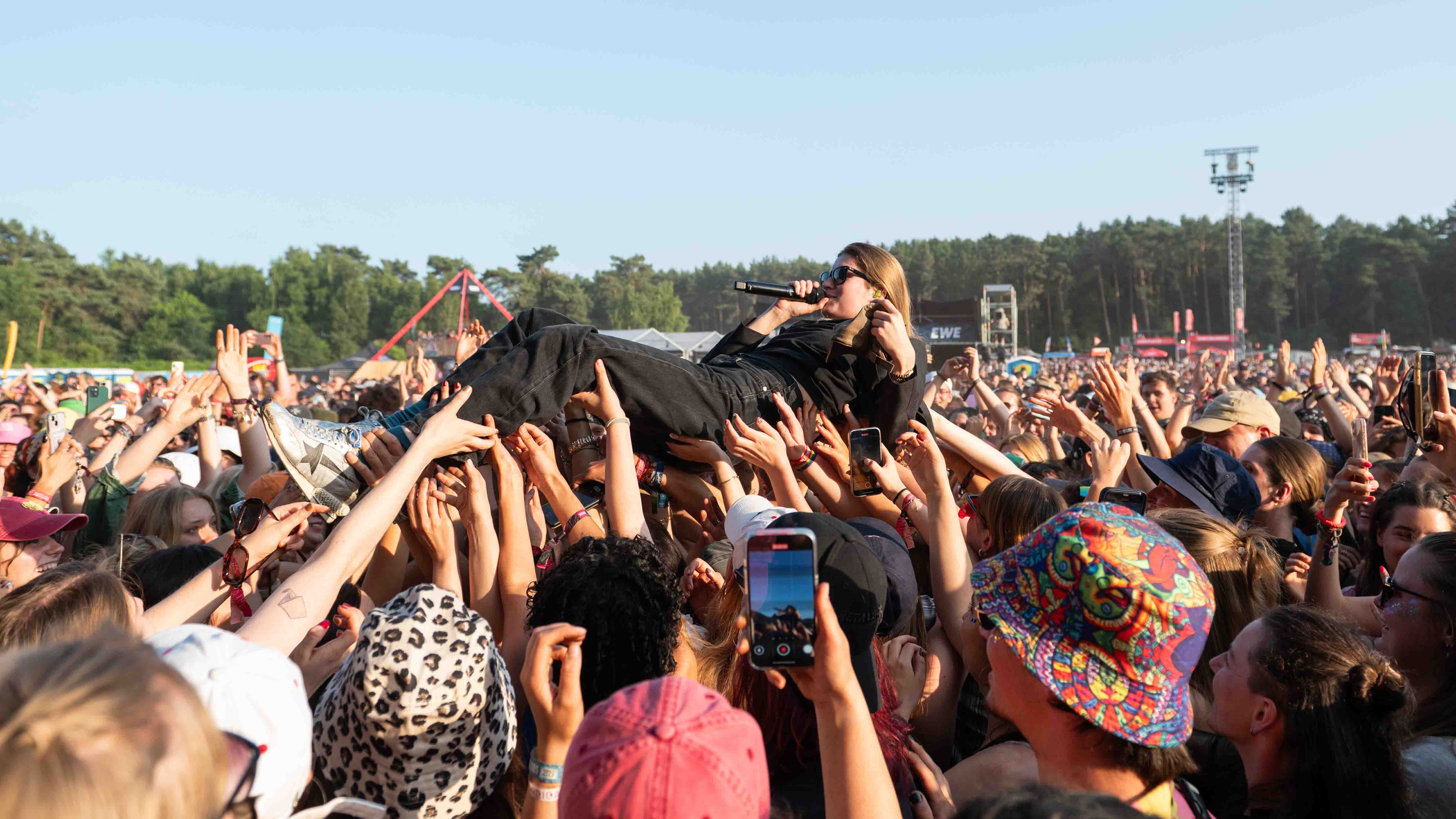 20.06.2025, Eichenring, Scheessel, GER, Hurricane-Festival, im Bild
GIRL IN RED
Foto © Rojahn