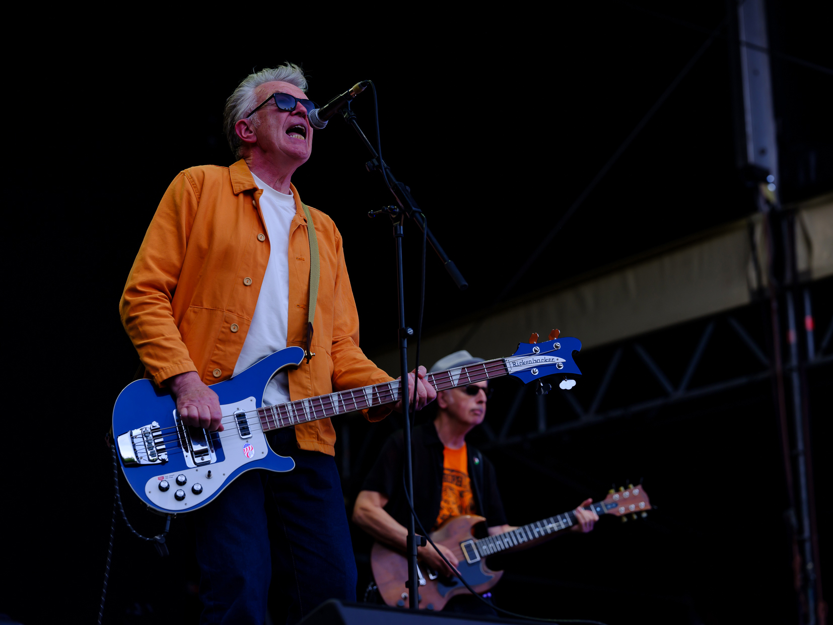 LS / Orange is the new Black: Bassist Michael Bradley und The Undertones begeistern in der Zitadelle Berlin an einem lauen...
