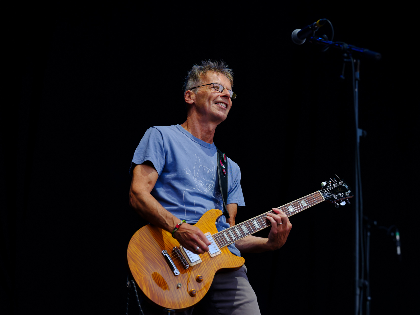 LS / The Undertones - hier im Bild: Gitarrist Damian O’Neill - spielen als Vorband der Sex Pistols in der Zitadelle Berlin.