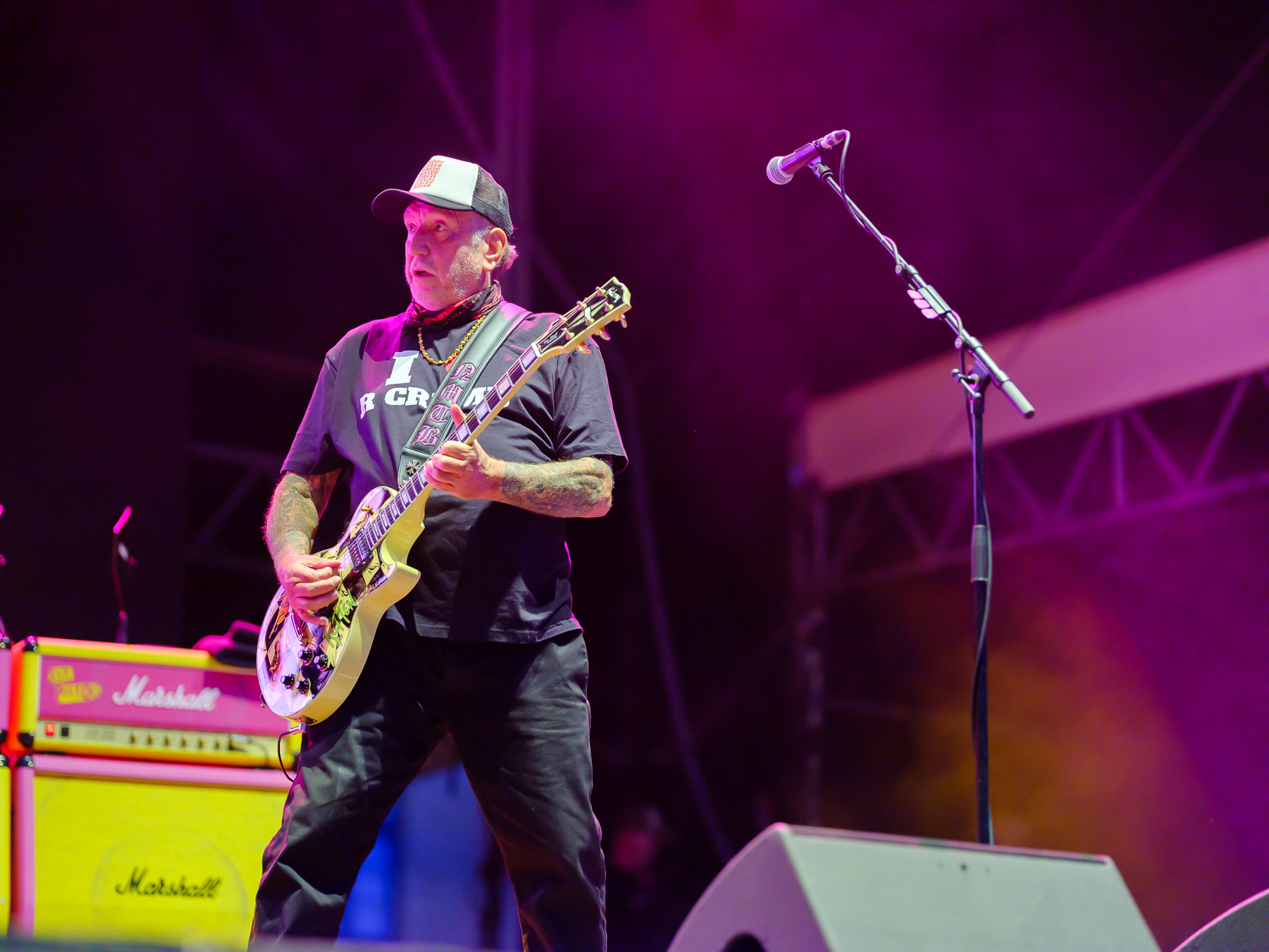 LS / Die Sex Pistols spielen zusammen mit ihrem neuen Sänger Frank Carter in der Zitadelle Berlin. Hier im Bild: Gitarris...