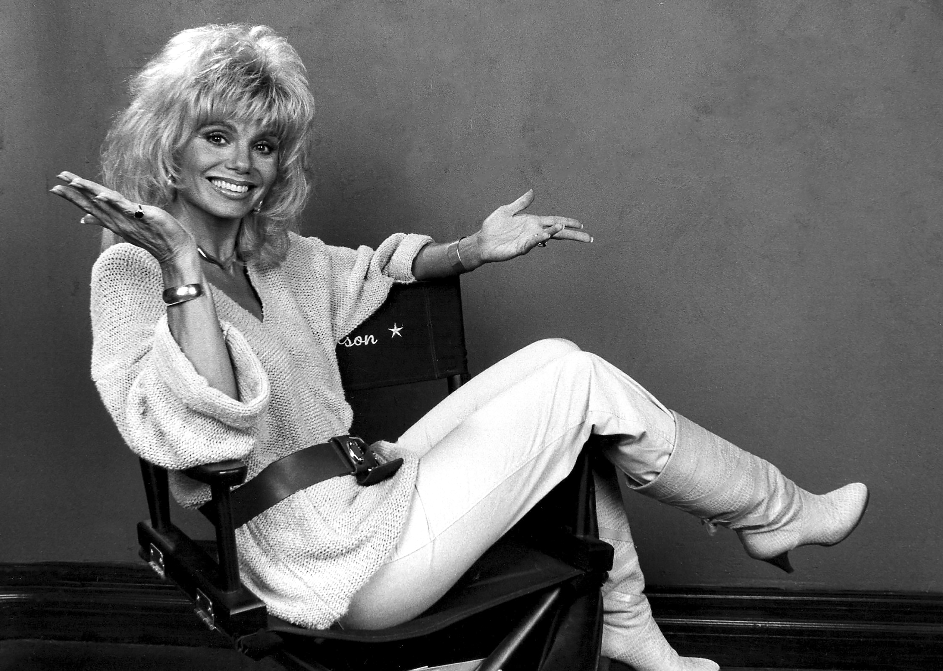 LOS ANGELES, CALIFORNIA - SEPTEMBER 17 : Actress Loni Anderson in photo shoot, September 17,1986 in Los Angeles, Californi...