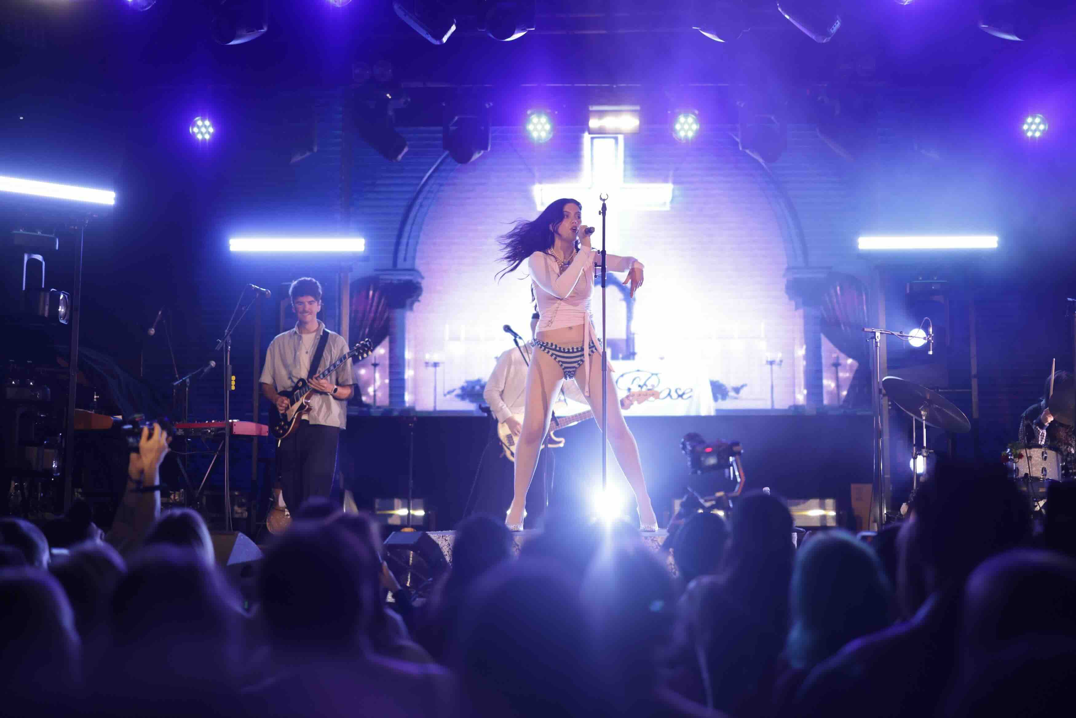 AlessiRose_GroßeFreiheit_ChrstianHedel