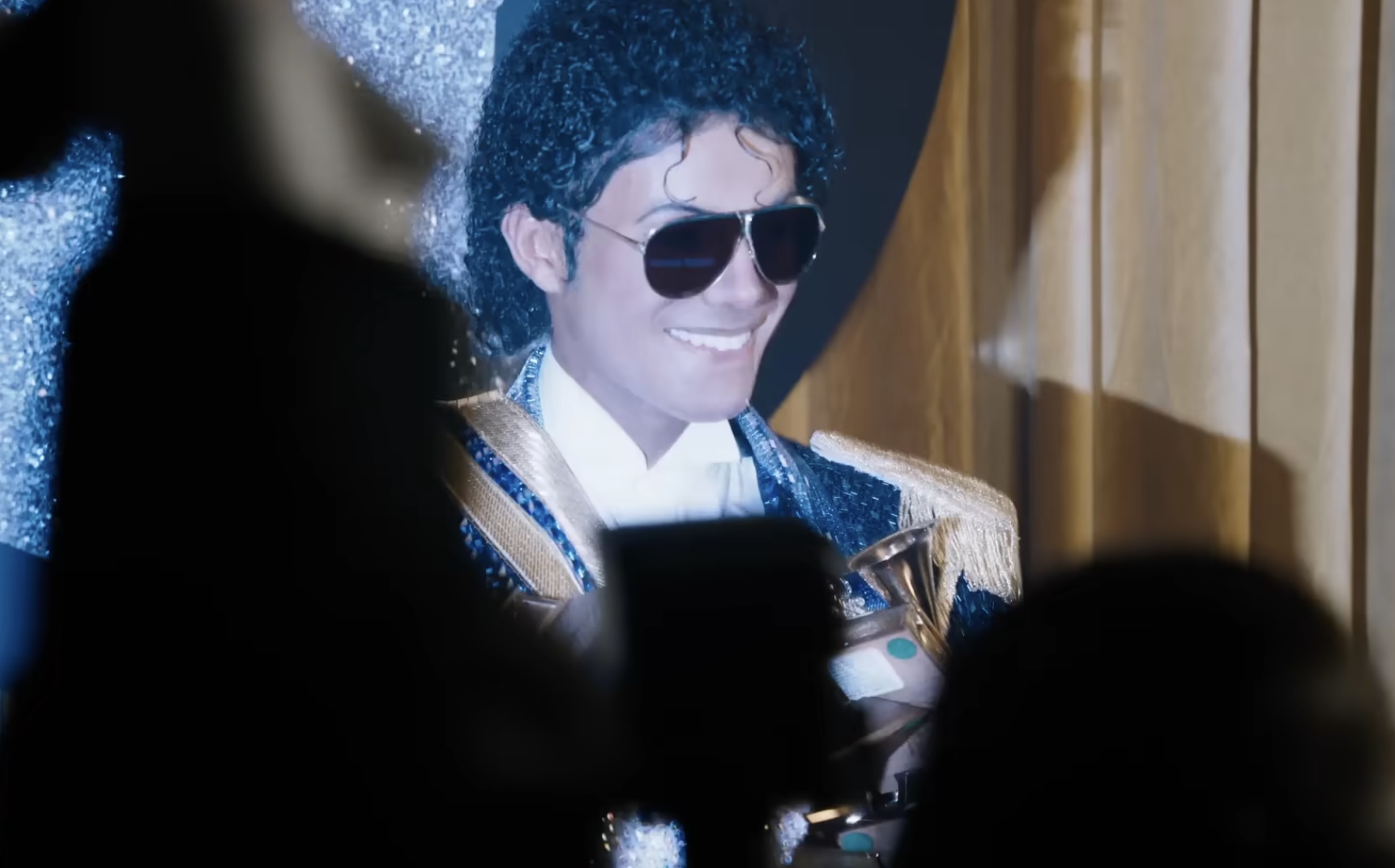 Jaafar Jackson als King of Pop Michael Jackson im Trailer zu „Michael“