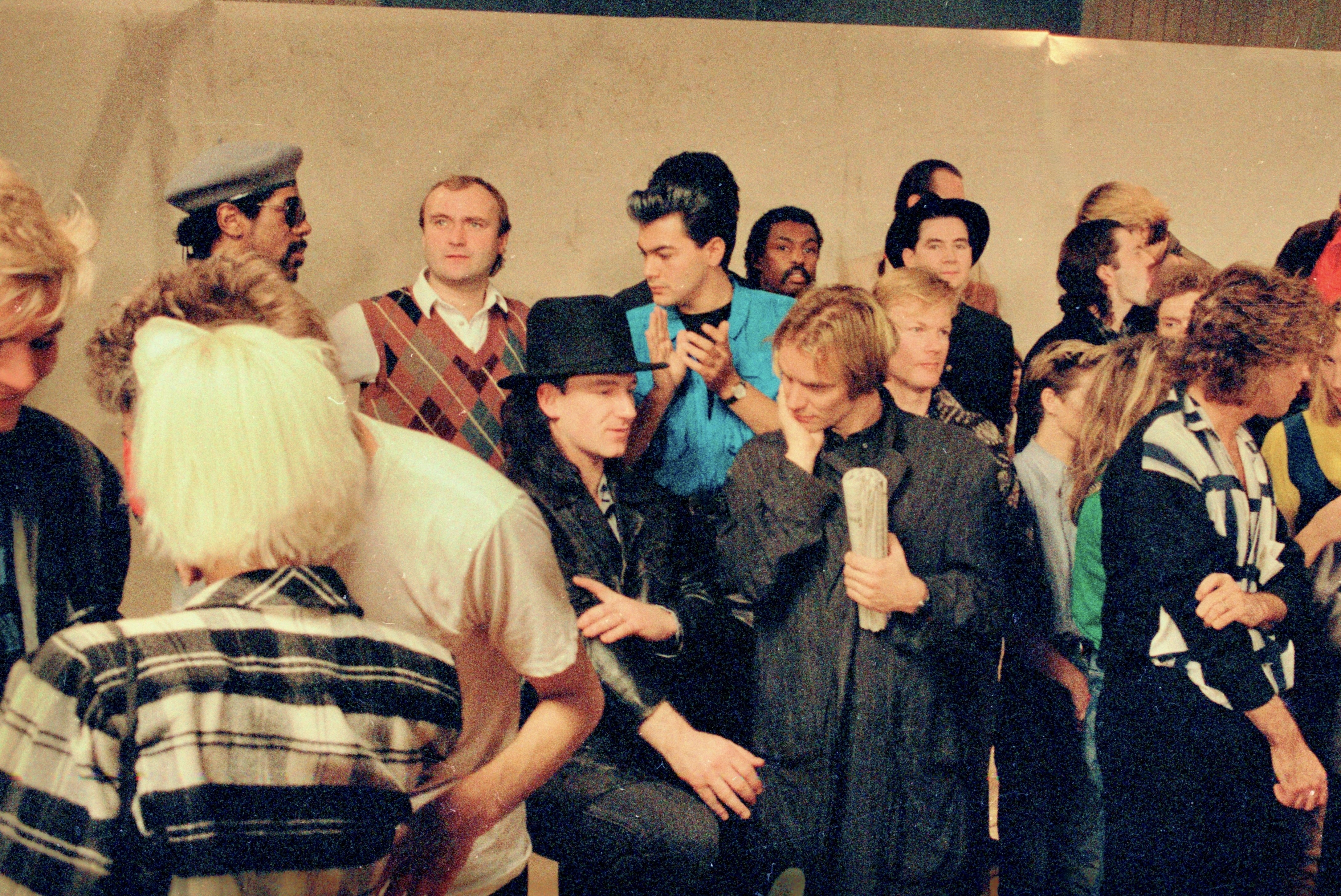 Band Aid nehmen gemeinsam „Do They Know It's Christmas“ auf