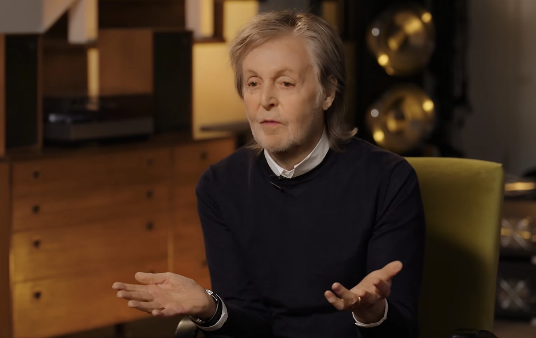 Paul McCartney während des „The Rest Is Entertainment“-Interviews