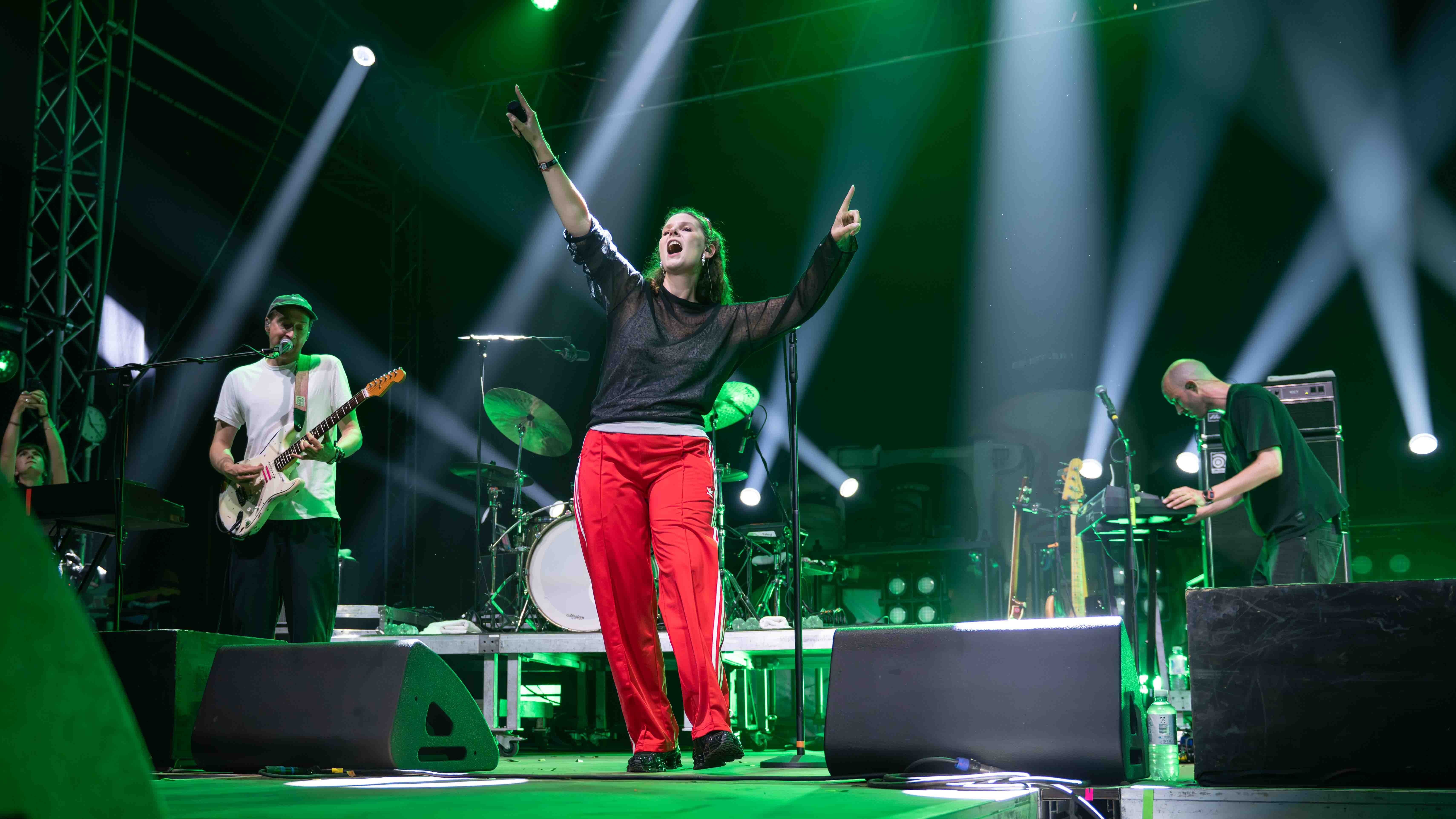 18.06.2026, Eichenring, Scheessel, GER, Hurricane-Festival, im Bild "JULI" Foto © Rojahn