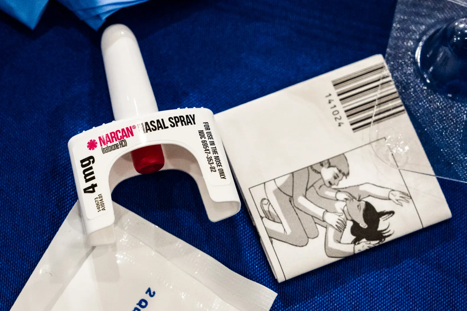 narcan-nasal-spray.jpg